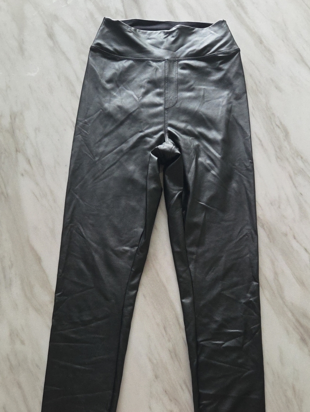 Offline By AerieHigh-Waist Faux Leather Leggings - Black
